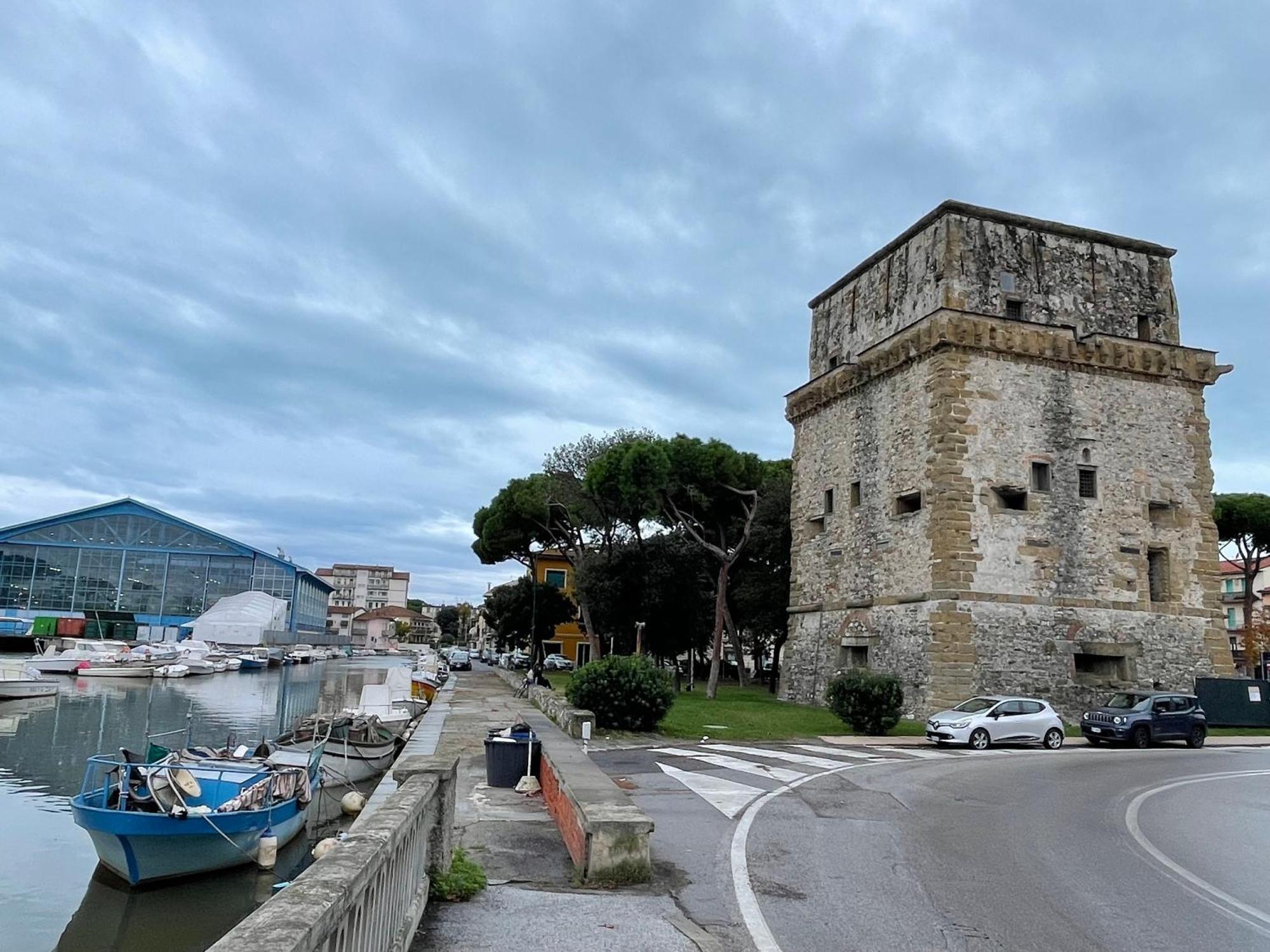 La Brezza Viareggina A 500 Mt Dal Mare, Dal Carnevale E Dagli Stabilimenti Balneari Apartment